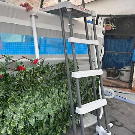 Authentic, Huge Terrace Sea & Mountain Views بيت للعطل سالوبرينيا