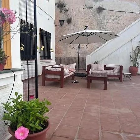 بيت للعطل Authentic, Huge Terrace Sea & Mountain Views *