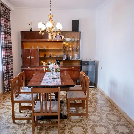 Authentic, Huge Terrace Sea & Mountain Views * سالوبرينيا