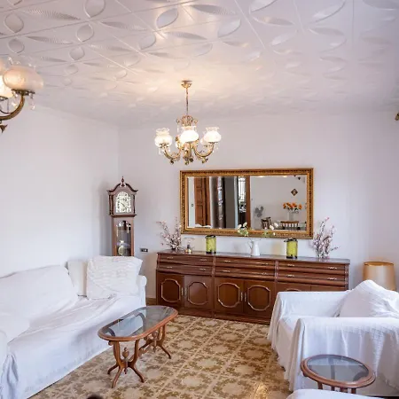 بيت للعطل Authentic, Huge Terrace Sea & Mountain Views سالوبرينيا